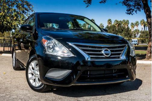 2018 Nissan Versa 1.6 SV