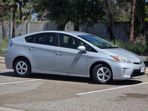 Classic Silver Metallic 2013 Toyota Prius Two