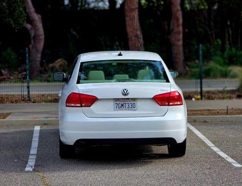 2014 Volkswagen Passat 1.8T Auto SE
