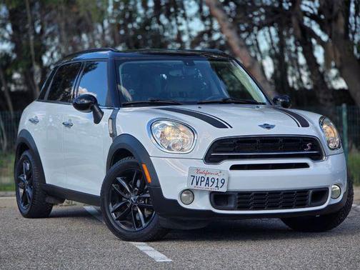2016 MINI Countryman Cooper S