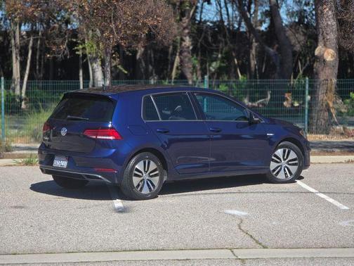2017 Volkswagen e-Golf SEL Premium