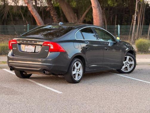 Savile Gray Metallic 2013 Volvo S60 T5 Premier