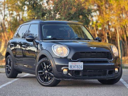 2011 MINI Cooper S Countryman Base