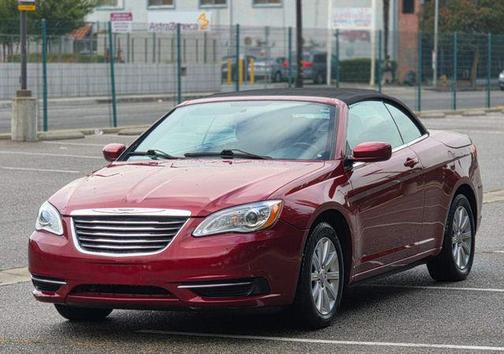 2013 Chrysler 200 Touring