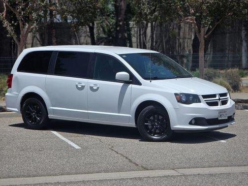 White Knuckle Clearcoat 2019 Dodge Grand Caravan GT