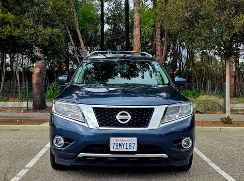 2013 Nissan Pathfinder Platinum
