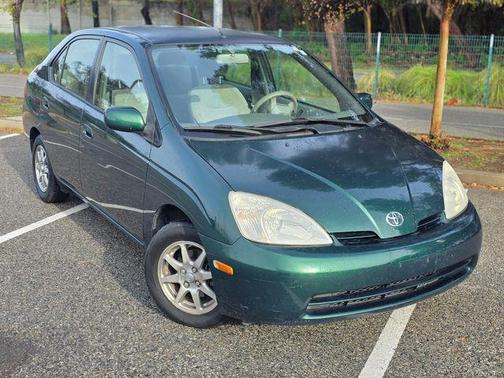 2002 Toyota Prius Base