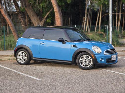 2013 MINI Hardtop Cooper