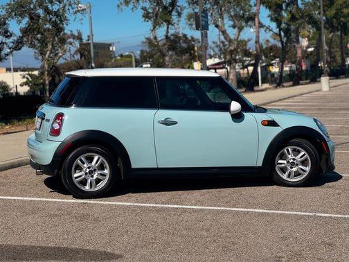 Blue 2013 MINI Hardtop Cooper