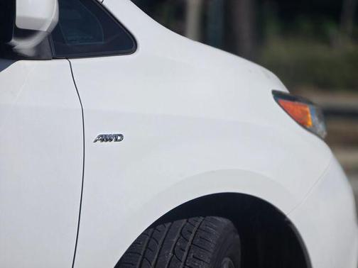 2018 Toyota Sienna LE