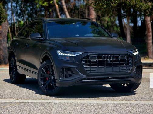 2023 Audi Q8 55 Premium Plus