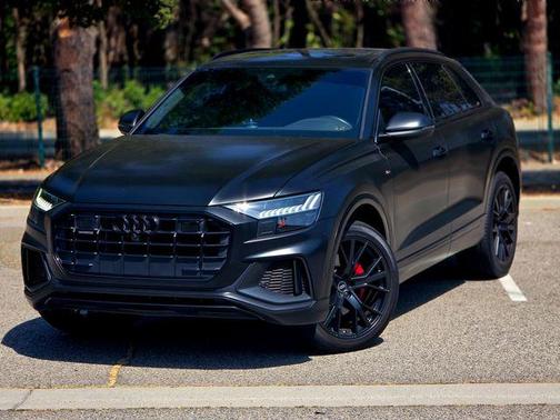 2023 Audi Q8 55 Premium Plus