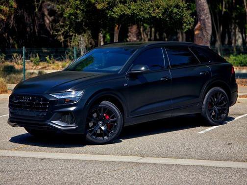 2023 Audi Q8 55 Premium Plus