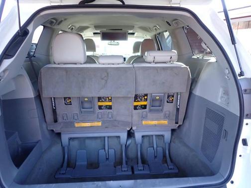 2013 Toyota Sienna XLE