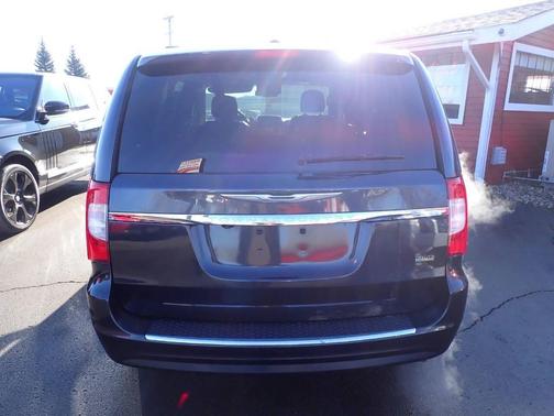 2014 Chrysler Town & Country Touring