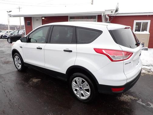 2016 Ford Escape S