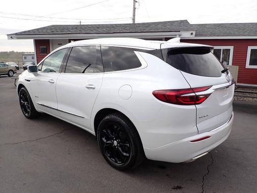 White 2018 Buick Enclave Avenir