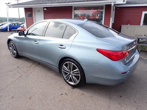 2015 INFINITI Q50 Sport
