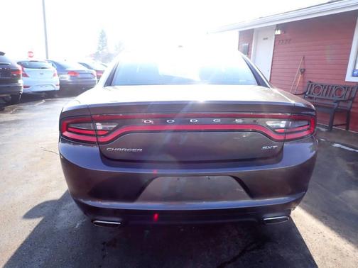 2016 Dodge Charger SXT