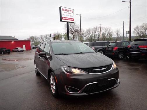 2018 Chrysler Pacifica Touring-L