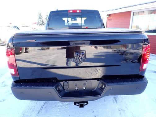 2019 RAM 1500 Classic Warlock Quad Cab 4x4 6'4' Box