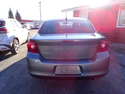 2012 Dodge Avenger SE 4dr Sedan