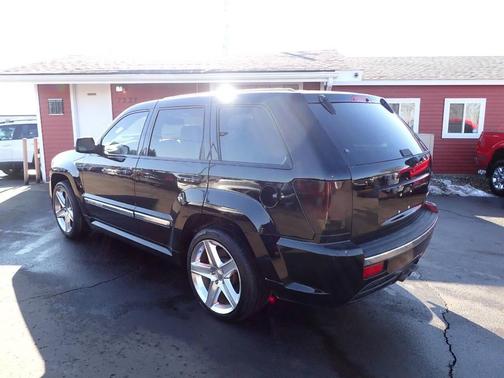 2006 Jeep Grand Cherokee SRT8