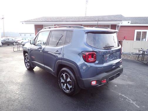 2021 Jeep Renegade Trailhawk