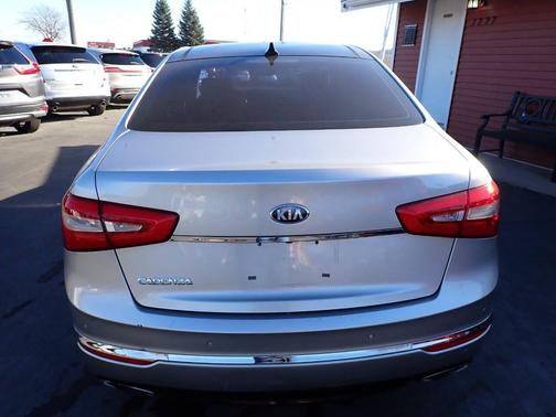 2014 Kia Cadenza Premium