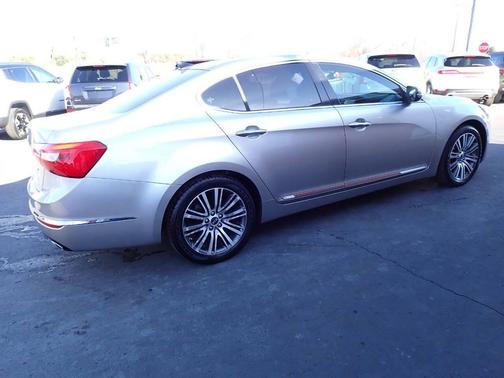 2014 Kia Cadenza Premium