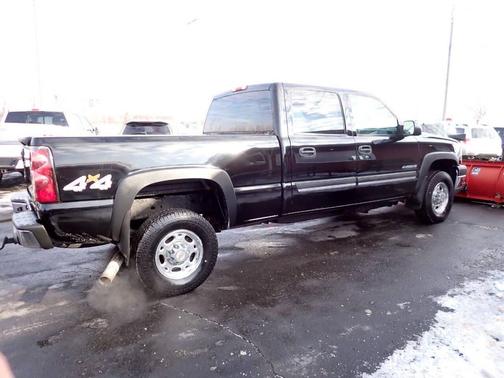 2005 Chevrolet Silverado 2500 LT H/D Crew Cab