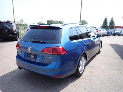 2015 Volkswagen Golf SportWagen TDI S 4-Door