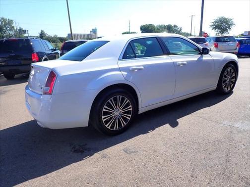 2014 Chrysler 300 S