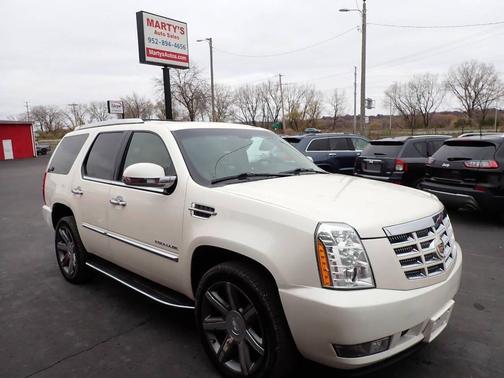 2013 Cadillac Escalade Luxury