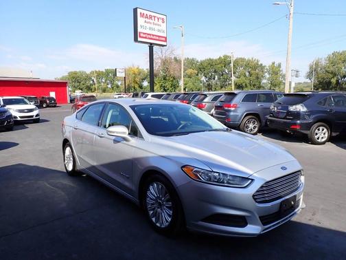 2014 Ford Fusion Hybrid SE