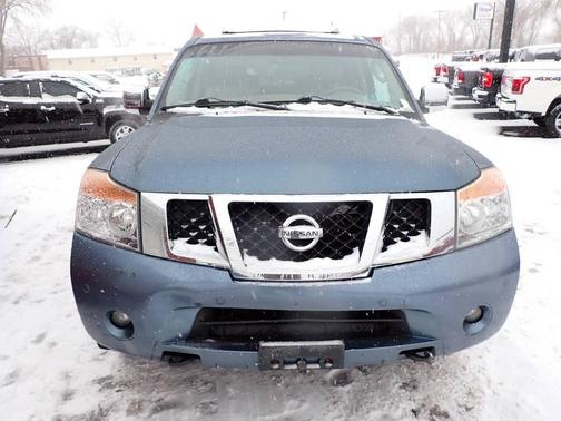 2011 Nissan Armada Platinum 4x4 4dr SUV