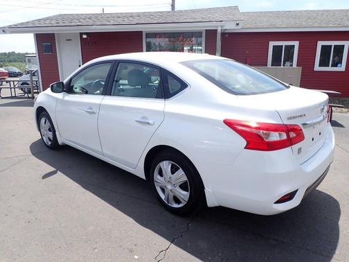White 2016 Nissan Sentra SV