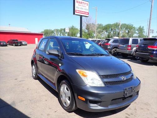 2006 Scion xA Base 4dr Hatchback w/Manual