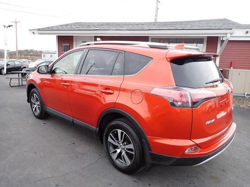 2016 Toyota RAV4 XLE