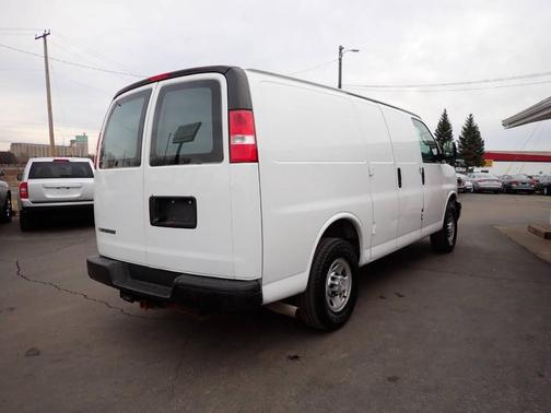 2017 Chevrolet Express 2500 Work Van
