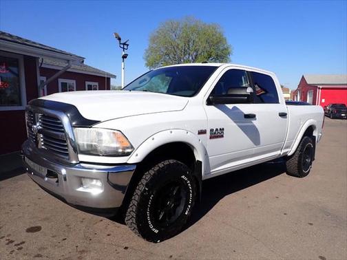 2016 RAM 2500 SLT 4x4 4dr Crew Cab 6.3 ft. SB Pickup