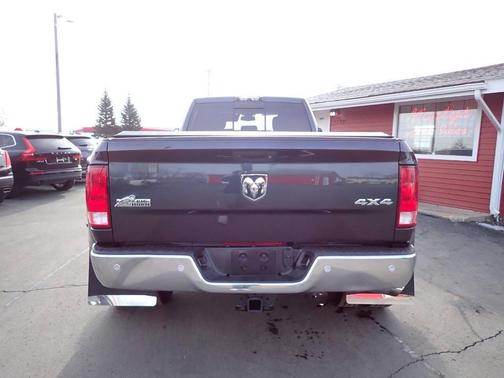 2018 RAM 3500 Big Horn 4x4 4dr Crew Cab 8 ft. LB DRW Pickup