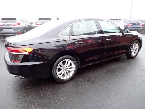 2020 Volkswagen Passat SE 4dr Sedan