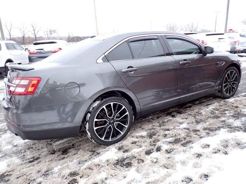 2019 Ford Taurus SHO AWD 4dr Sedan