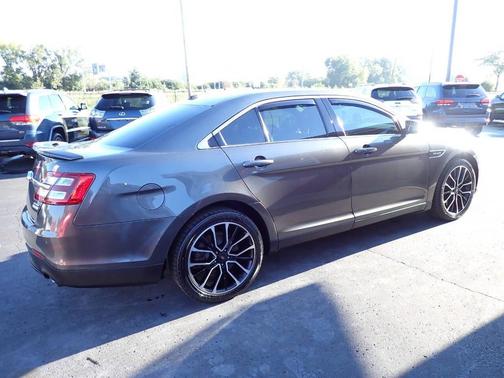 2019 Ford Taurus SHO AWD 4dr Sedan