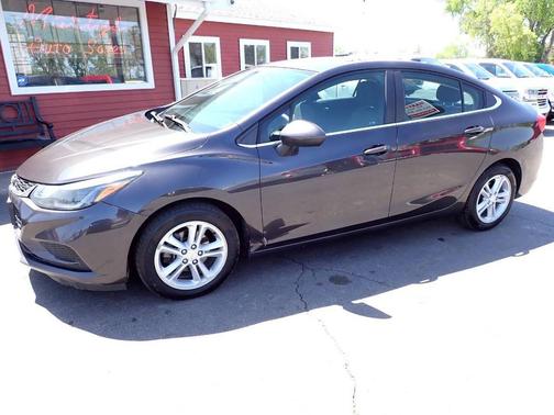 Gray 2016 Chevrolet Cruze LT Auto