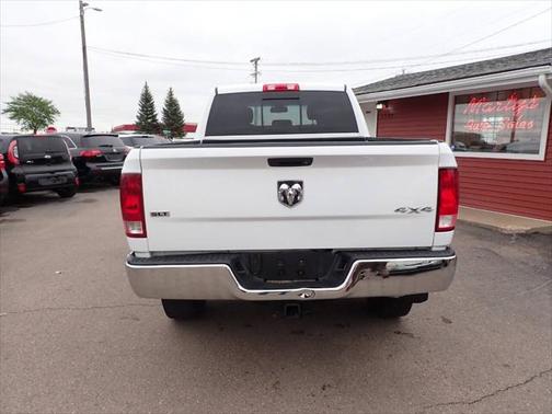 2016 RAM 2500 SLT 4x4 4dr Crew Cab 6.3 ft. SB Pickup