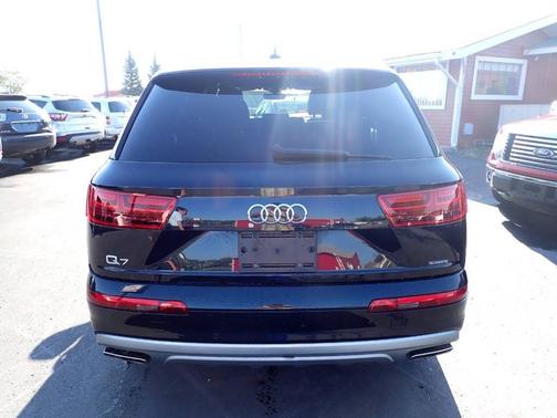2017 Audi Q7 2.0T Premium