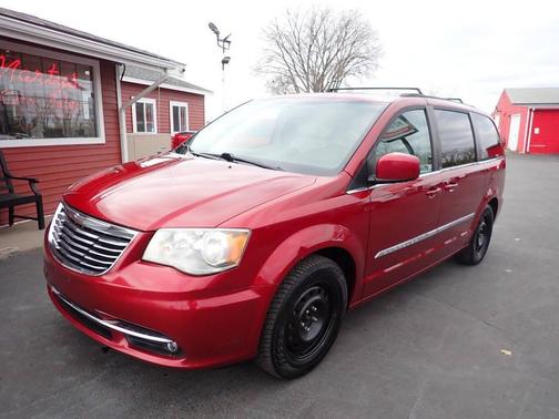 2013 Chrysler Town & Country Touring