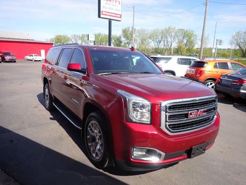 Red 2016 GMC Yukon XL SLT
